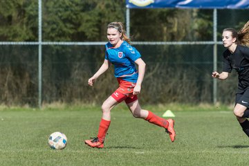 Bild 30 - C-Juniorinnen SV Steinhorst/Labenz - TSV Friedrichsberg-Busdorf : Ergebnis: 5:0